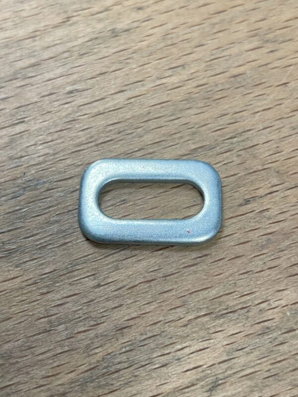Look cleat bolt washer