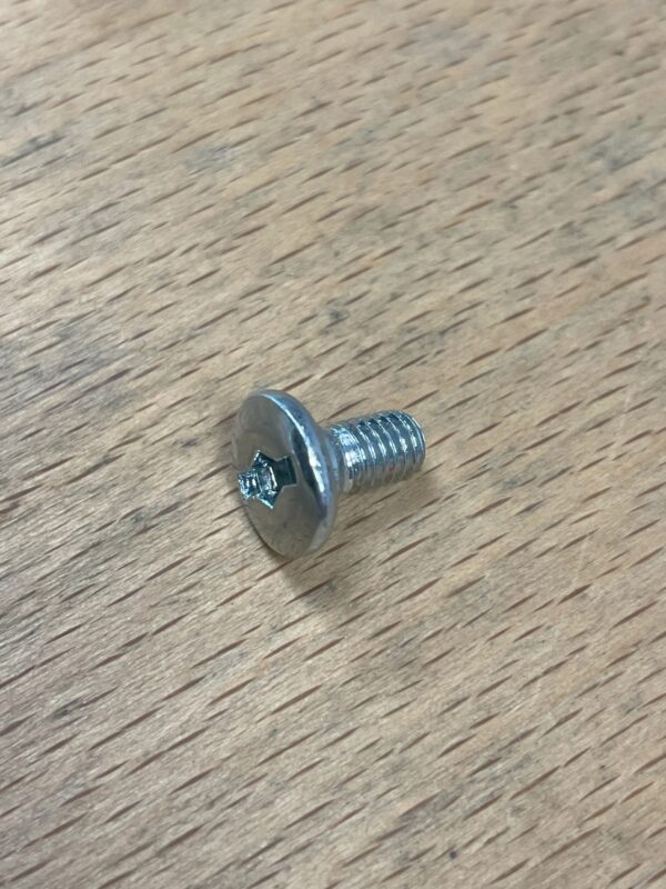 Look cleat bolt