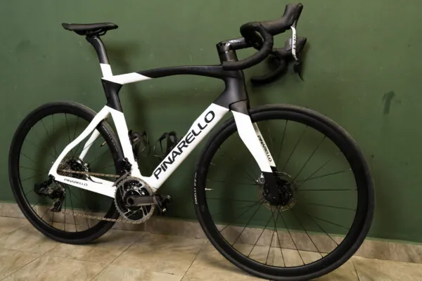 Pinarello F12 560 Sram Red AXS - Image 4