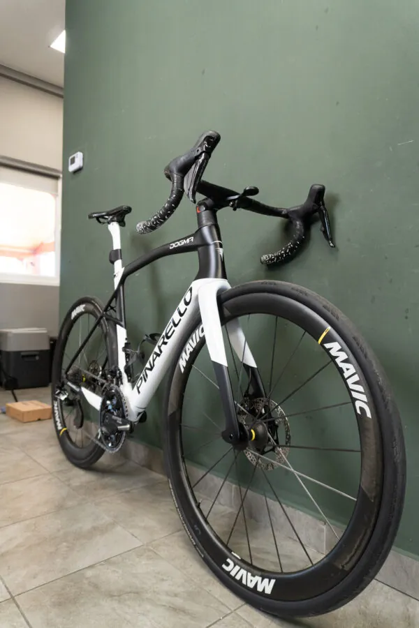 Pinarello Dogma X 550 - Dura Ace Di2 - Image 4