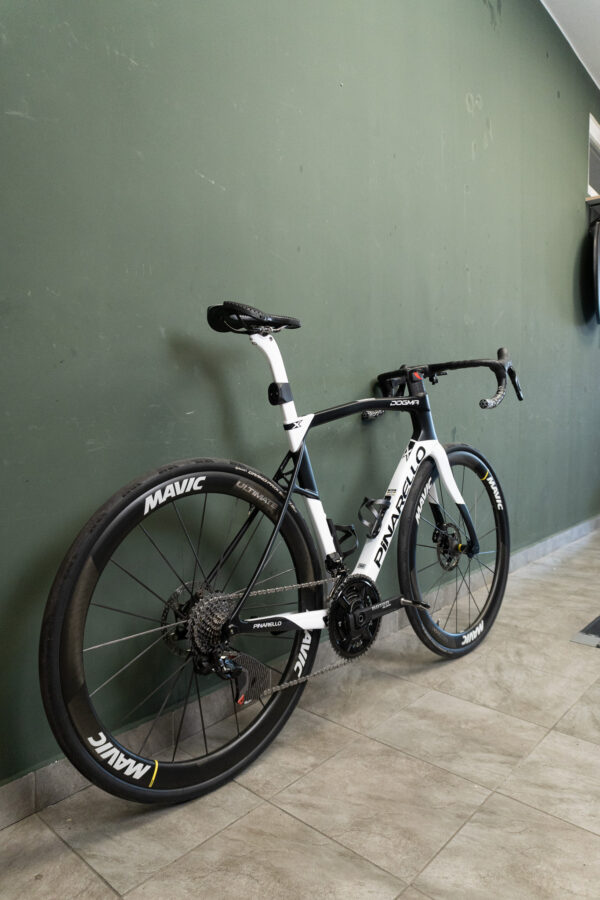 Pinarello Dogma X 550 - Dura Ace Di2 - Image 3