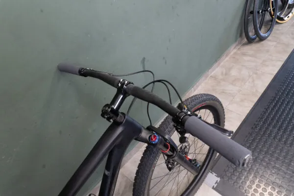 S-Works Epic HT - size M - Image 4