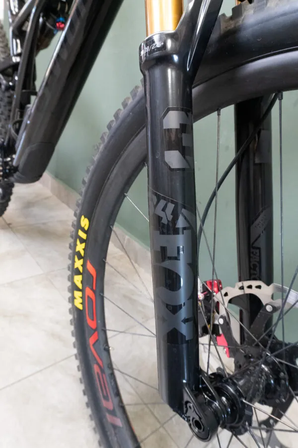 S-Works Stumpjumper 2022 - Size S4 - Image 7