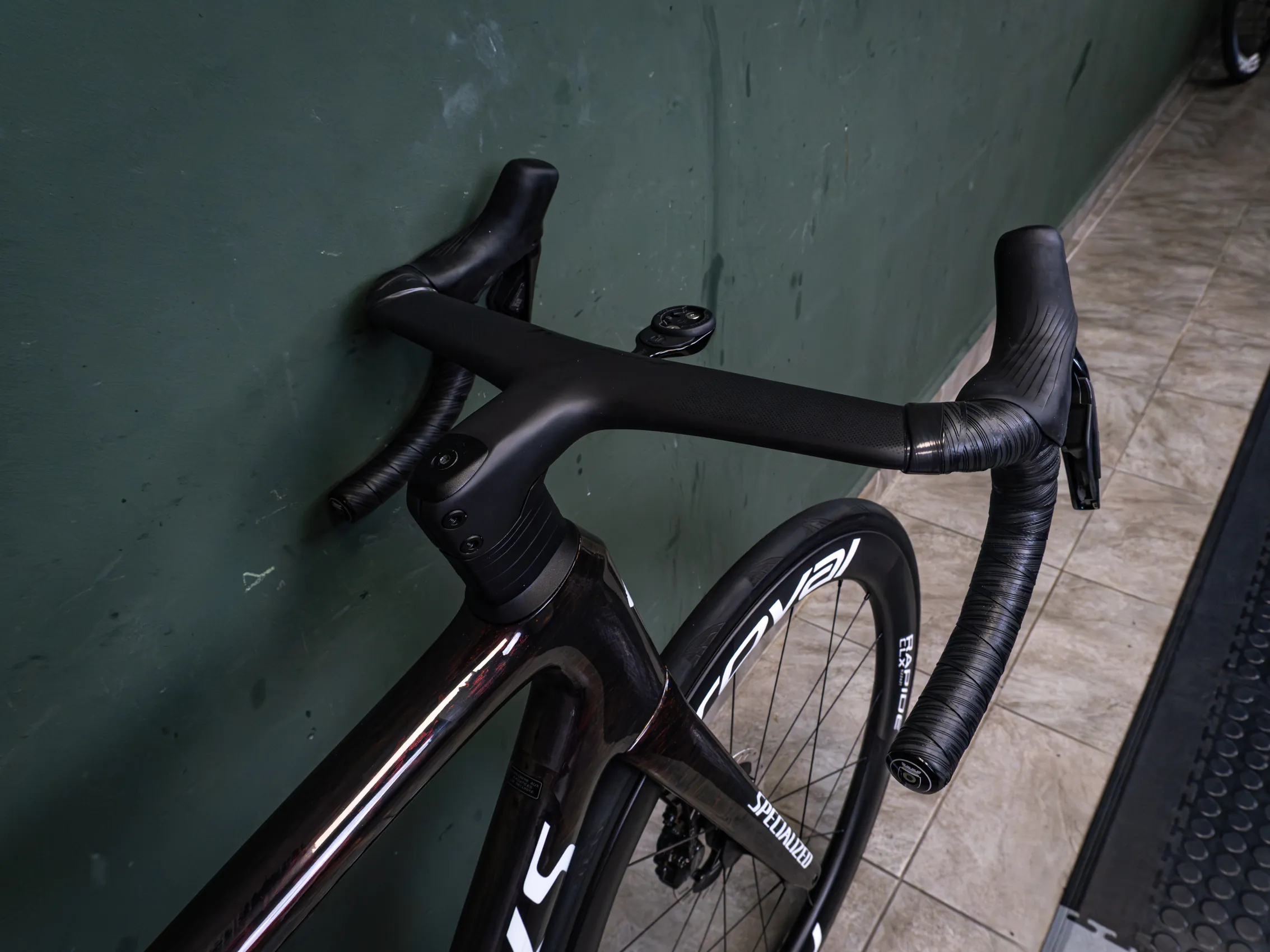 2025 S-Works Tarmac SL8 Size 56 - Dura Ace Di2 R9270 - Image 8