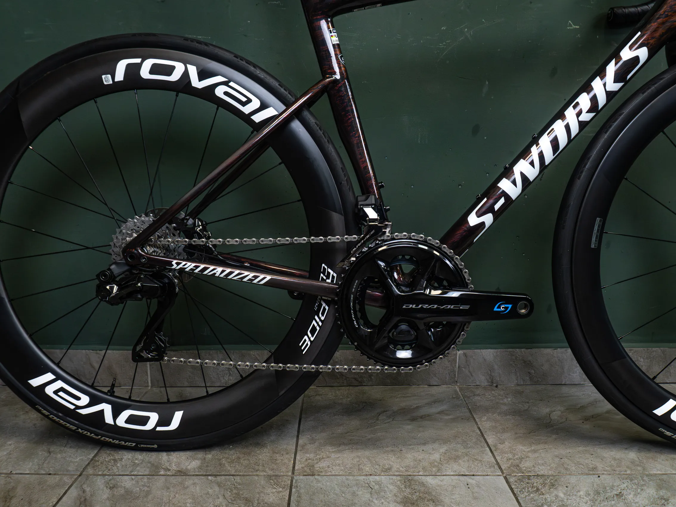 2025 S-Works Tarmac SL8 Size 56 - Dura Ace Di2 R9270 - Image 9