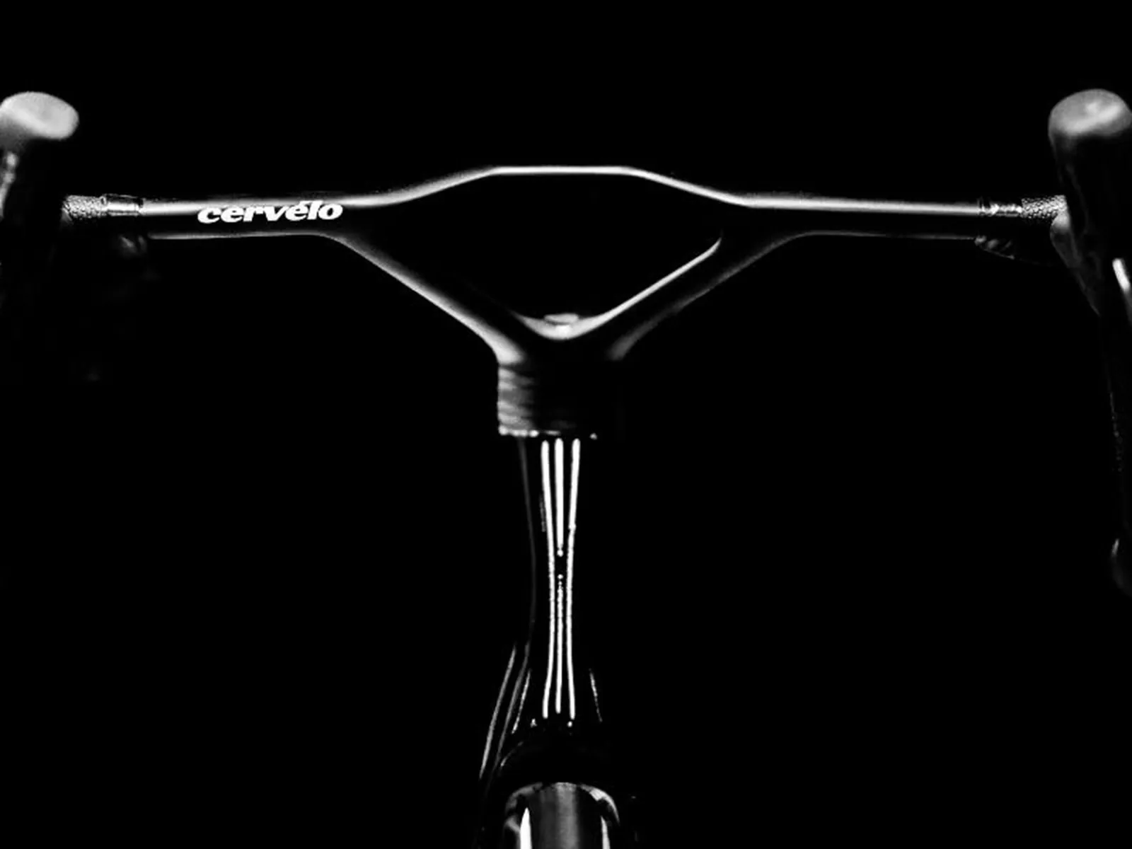 2026 Cervélo S5 Carbon Aero Frameset - Five Black - PRE-ORDER - Image 2