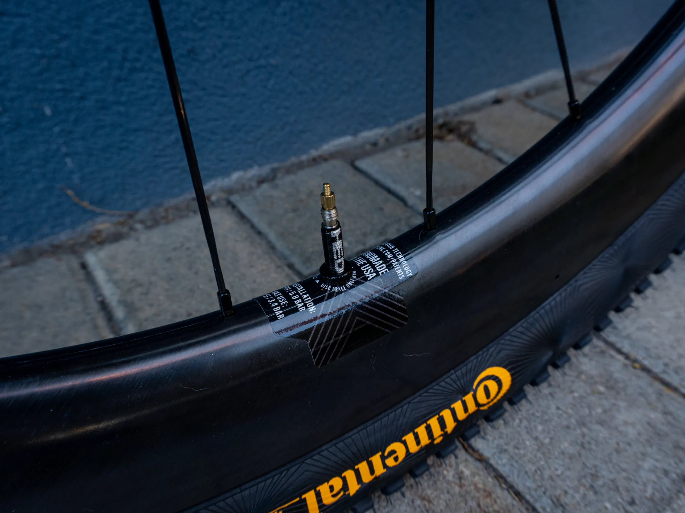 2026 Argon18 Dark Matter SRAM Red XPLR E1 Custom Build - Image 8