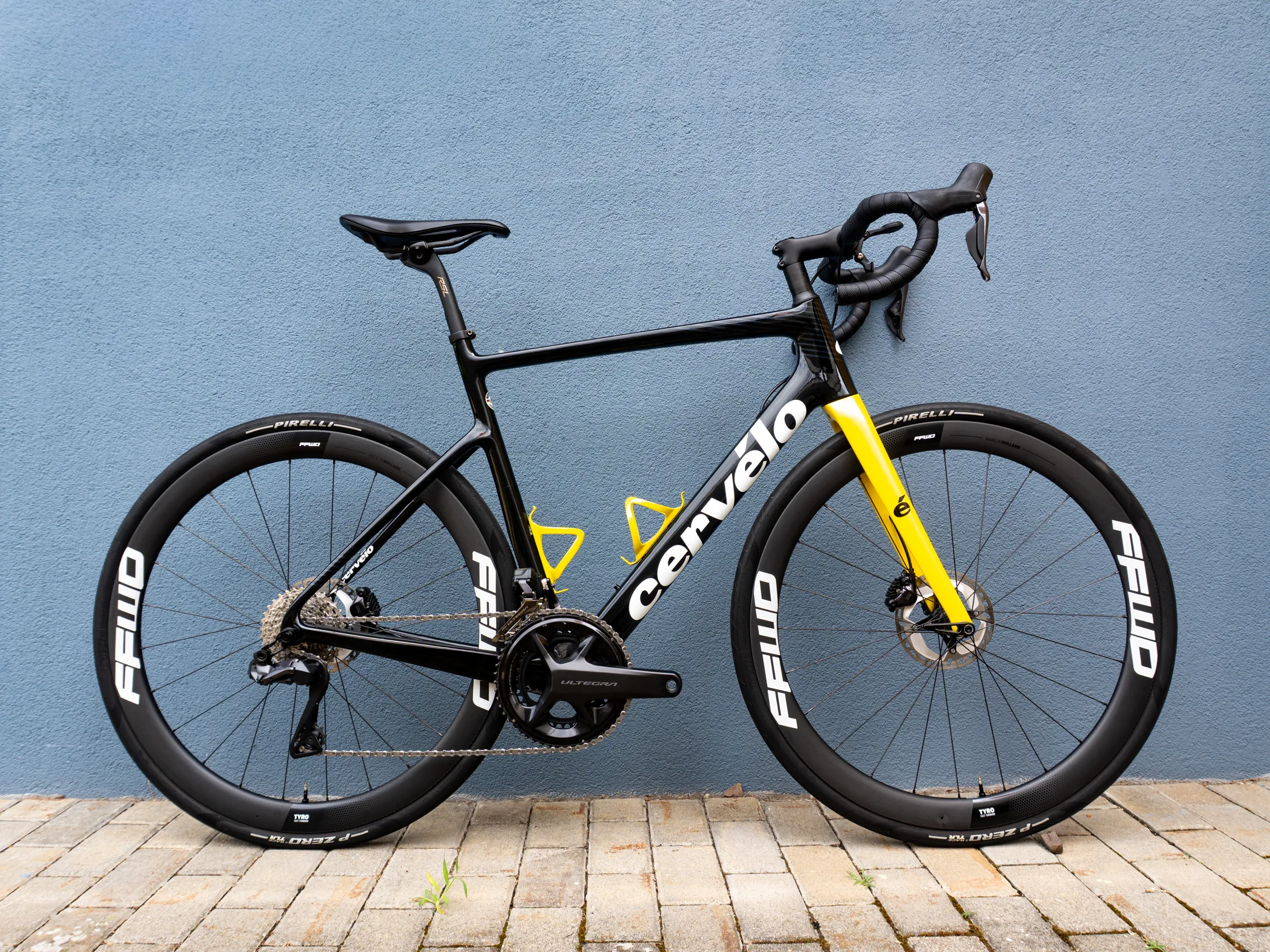 2023 Cervelo Caledonia Ultegra Di2 - 56