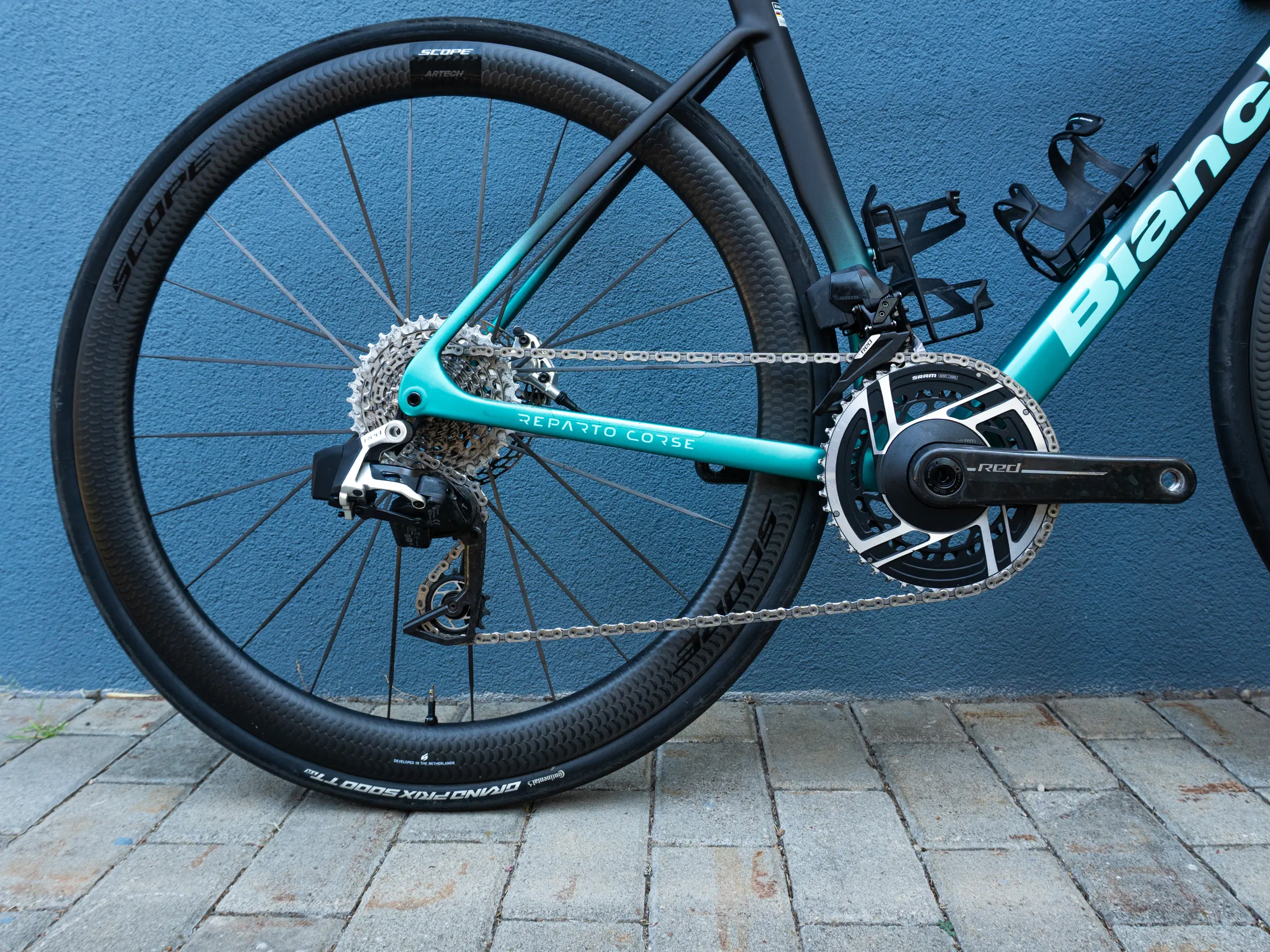2024 Bianchi Specialissima RC Sram RED AXS E1 - Size 55 - Image 3