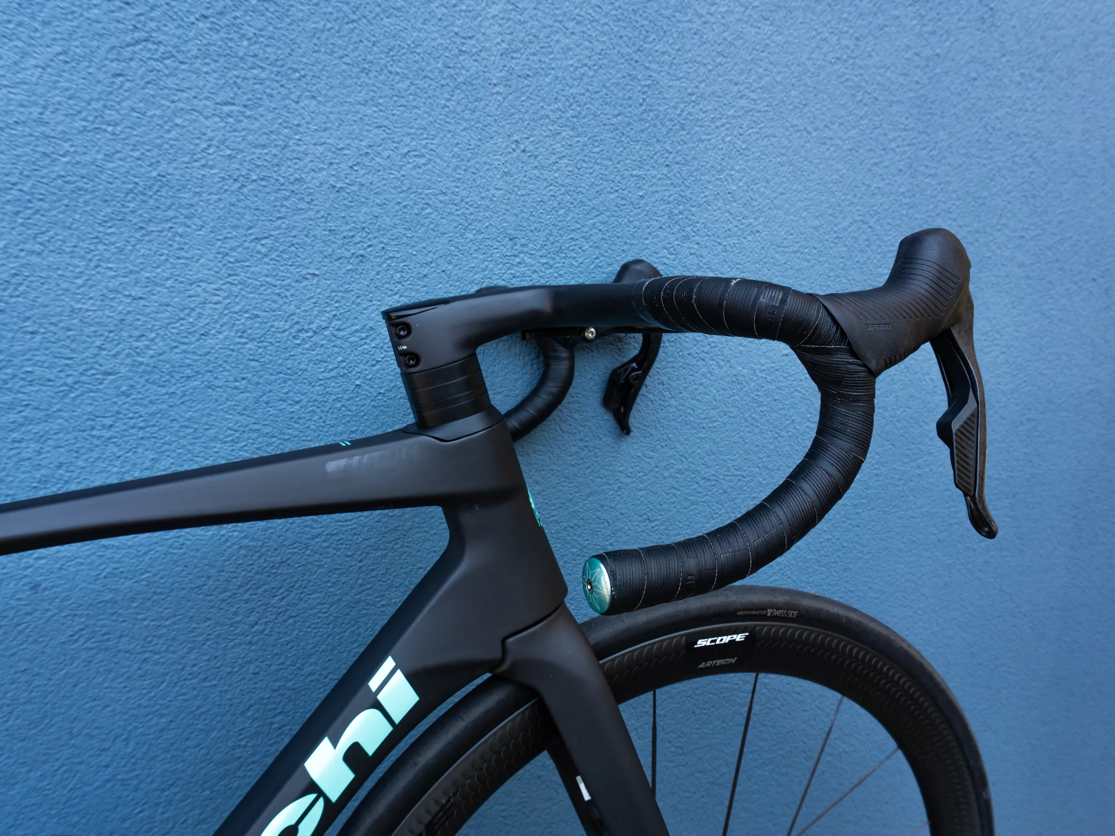 2024 Bianchi Specialissima RC Sram RED AXS E1 - Size 55 - Image 6