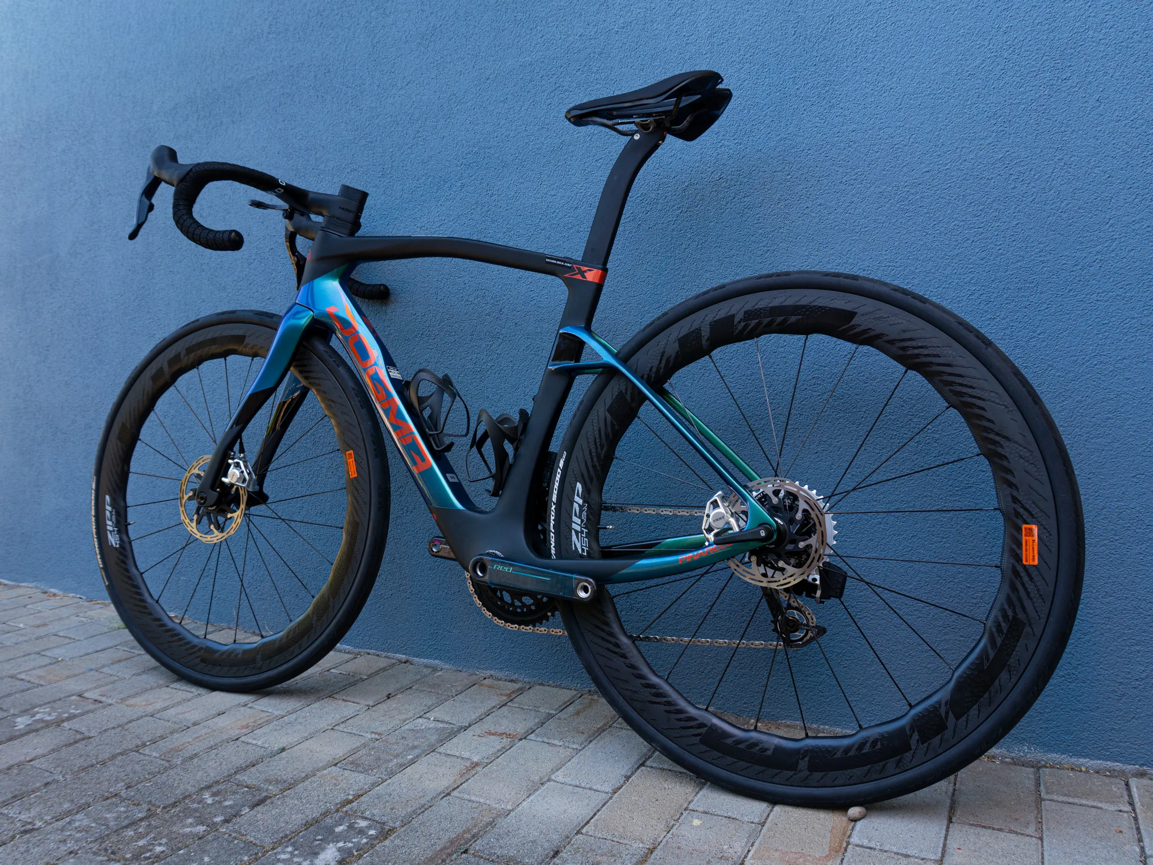 Pinarello Dogma X SRAM RED ETAP AXS - ZIPP 454 NSW XDR - Jade Eclipse - Size 515 - Image 12