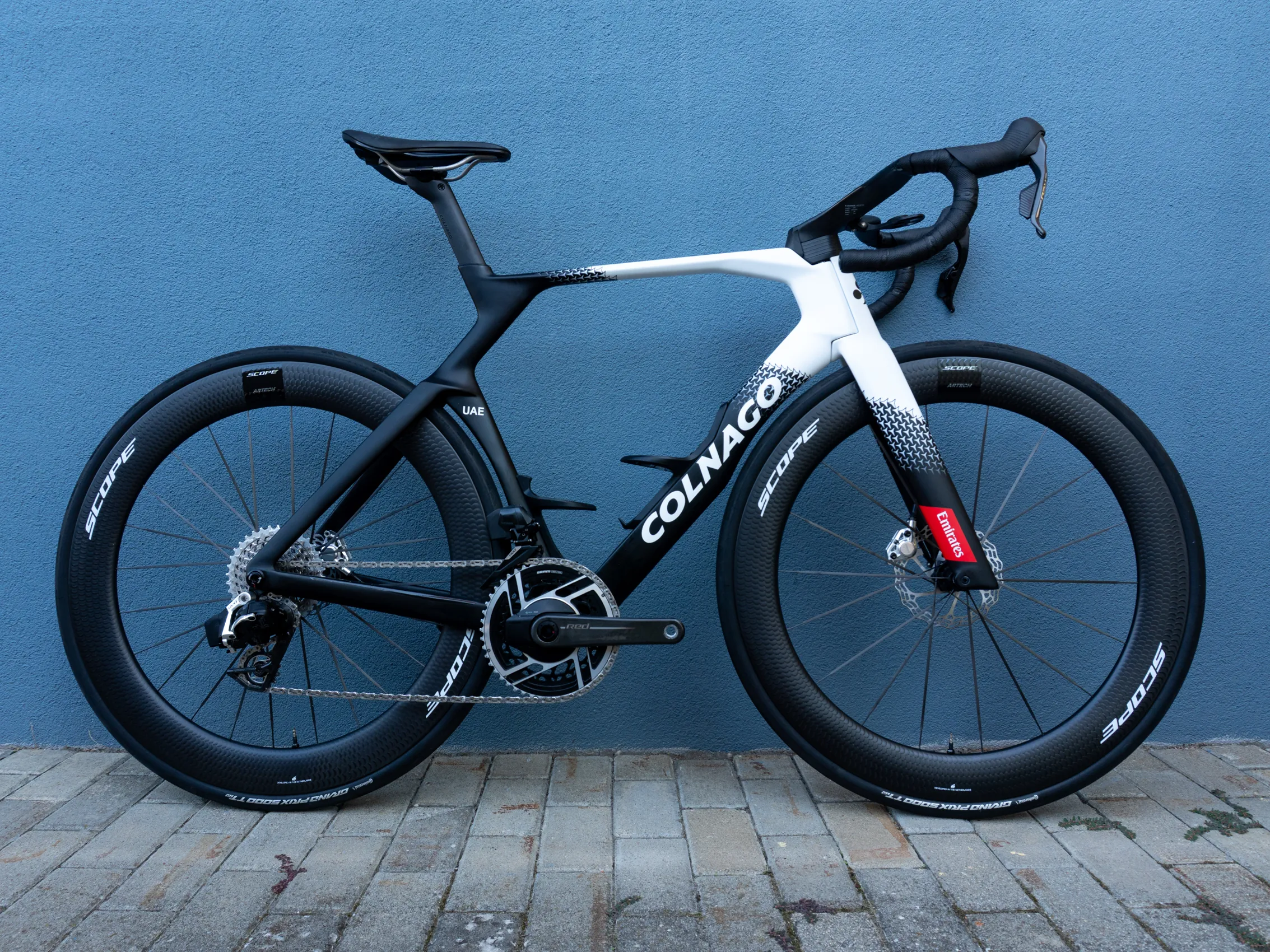2025 Colnago Y1Rs - Size M - Sram RED AXS E1 2x12 - Scope Artech 6 - Image 2