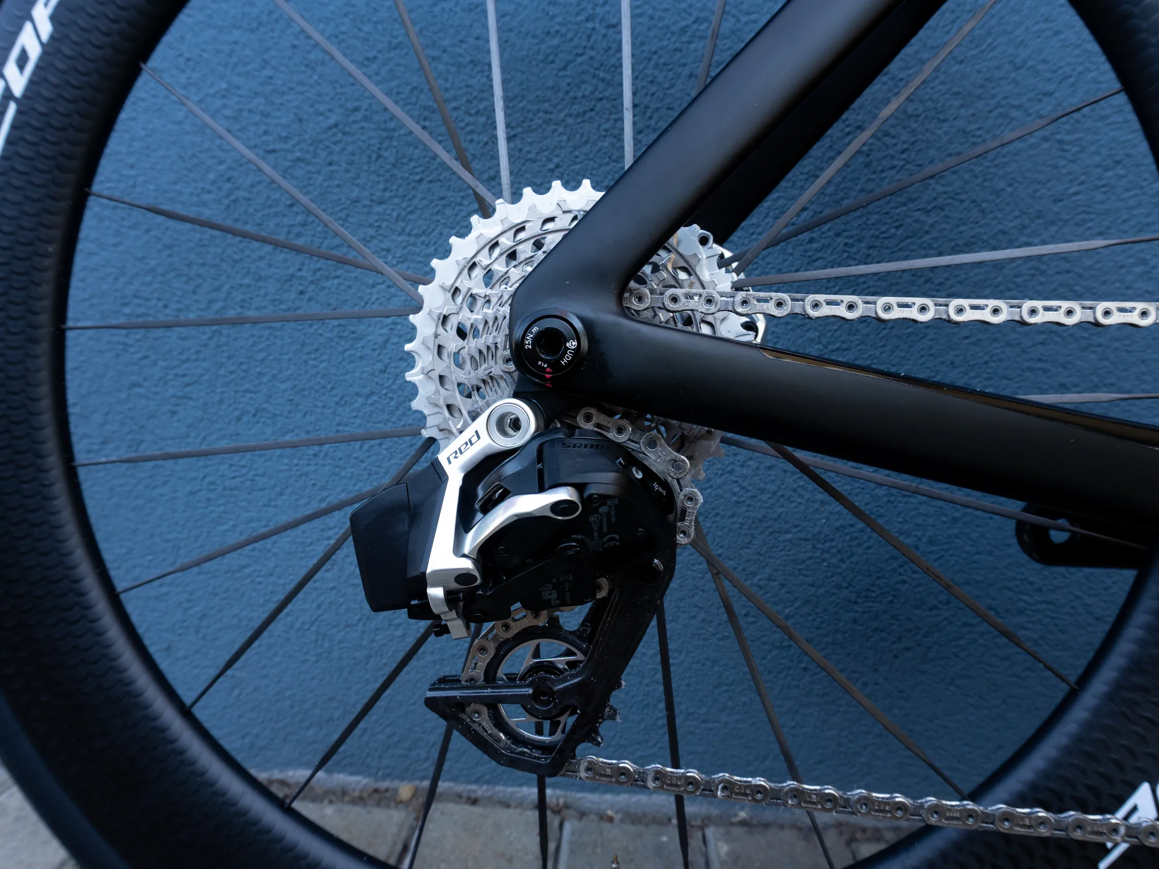 2025 Colnago Y1Rs - Size M - Sram RED AXS E1 2x12 - Scope Artech 6 - Image 5