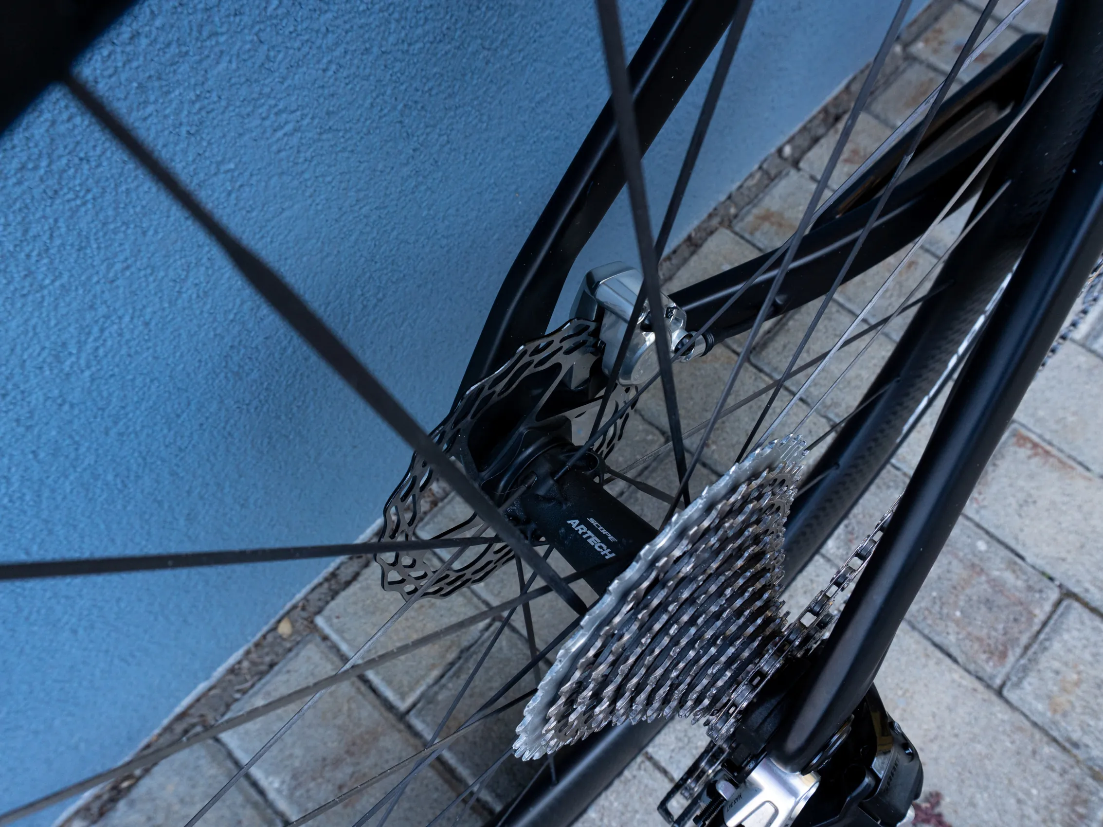 2025 Colnago Y1Rs - Size M - Sram RED AXS E1 2x12 - Scope Artech 6 - Image 11