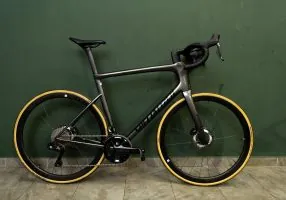 Tarmac Pro 61