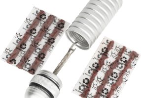 peatys-holeshot-set-de-reparation-tubeless-silver-1-1493725