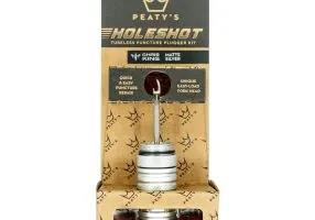 peatys-holeshot-set-de-reparation-tubeless-silver-2-1493726